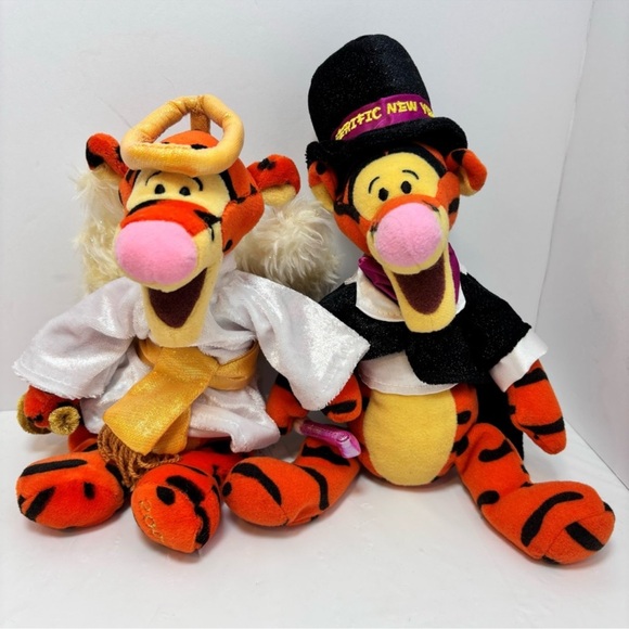 Walt Disney Angel Tiger Plush 2000,Disney January  Beanie Tiggerific New Year 9" - Picture 1 of 9